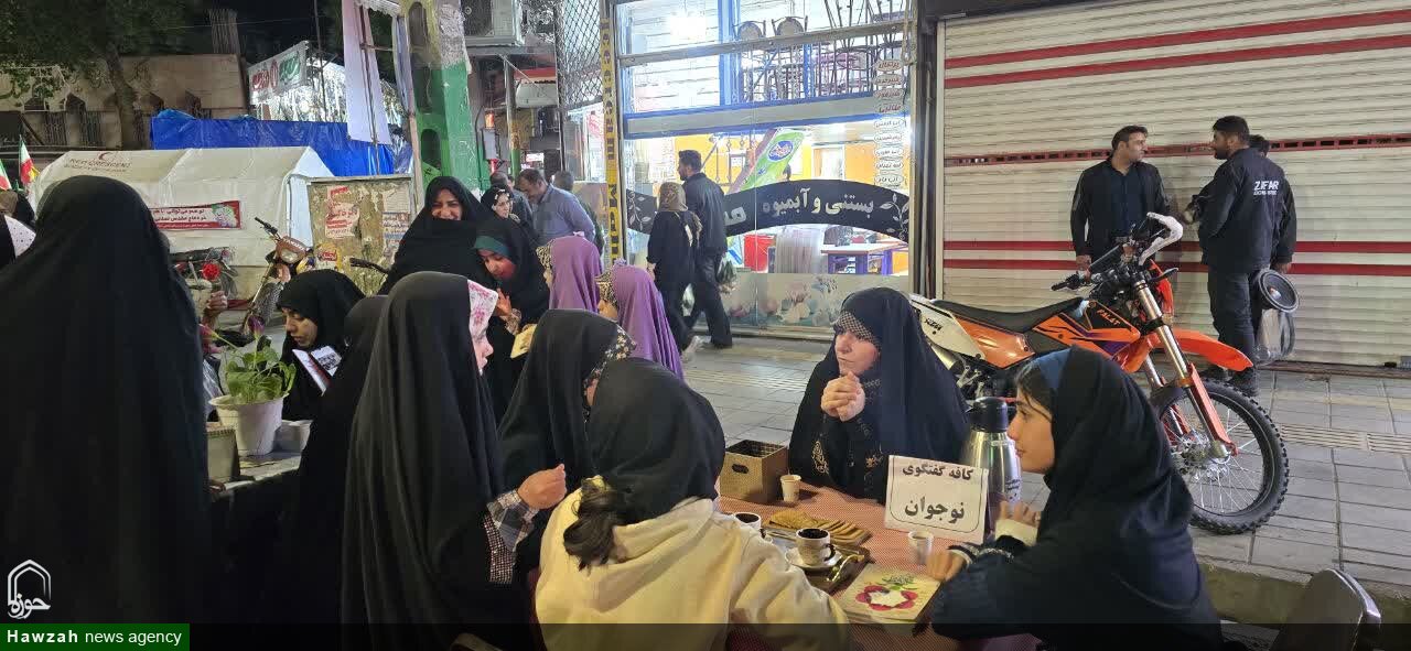 استقبال چشمگیر از «کافه گفتگوی نوجوان» در بناب + عکس