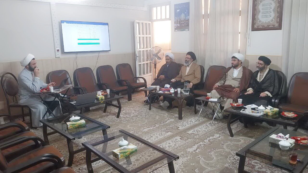 تشکیل کارگروه ادبیات کتاب «هدایه» در معاونت آموزش حوزه علمیه کاشان