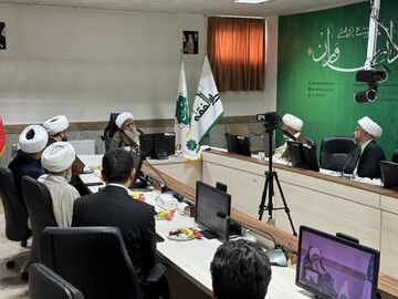 تأکید آیت‌الله کریمی جهرمی بر تقویت بنیه‌ی فقهی و اعتقادی طلاب