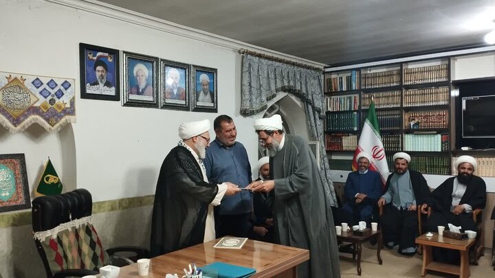 تصاویر/ نشست هم‌اندیشی امامان جماعت شهرستان میاندوآب