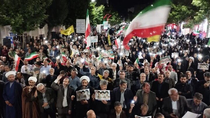 تصاویر/  نود و دومین شب حضور خاموش‌نشدنی مردم شهرستان میاندوآب در دفاع از انقلاب