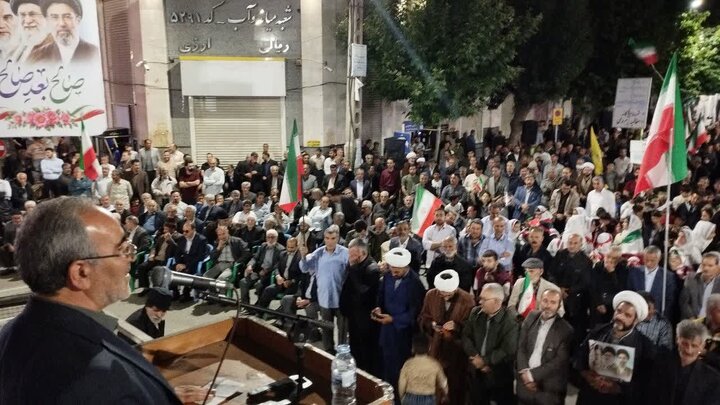 تصاویر/  نود و دومین شب حضور خاموش‌نشدنی مردم شهرستان میاندوآب در دفاع از انقلاب