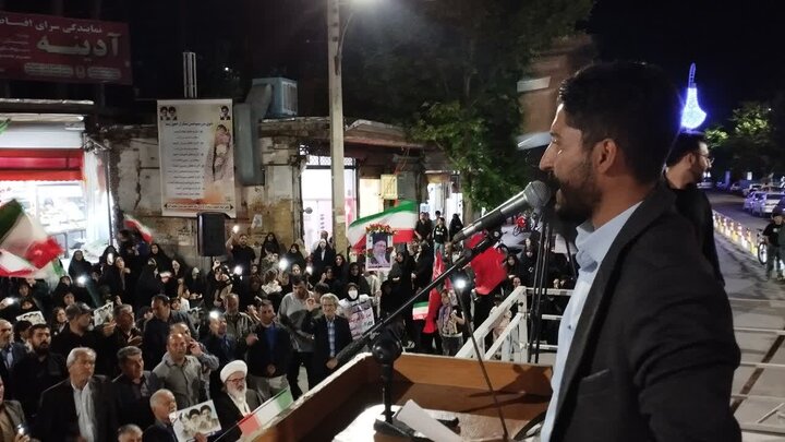 تصاویر/  نود و دومین شب حضور خاموش‌نشدنی مردم شهرستان میاندوآب در دفاع از انقلاب