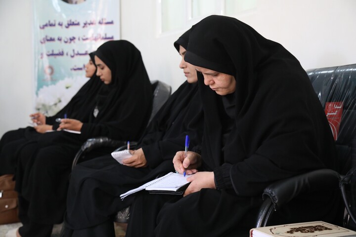 تصاویر/ نشست خبری جشن‌های خیابانی غدیر چهارمحال و بختیاری
