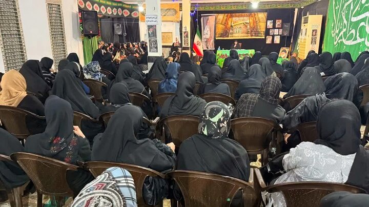 تصاویر/ برگزاری جلسه تفسیر قرآن در هیئت صاحب الزمان (عج)
