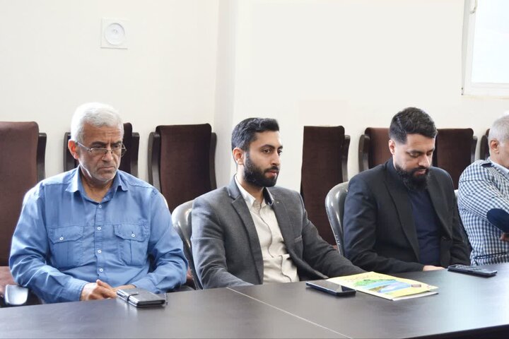 تصاویر/ نشست تبیینی «جایگاه مهدویت در نظام تعلیم و تربیت» در عباس‌آباد