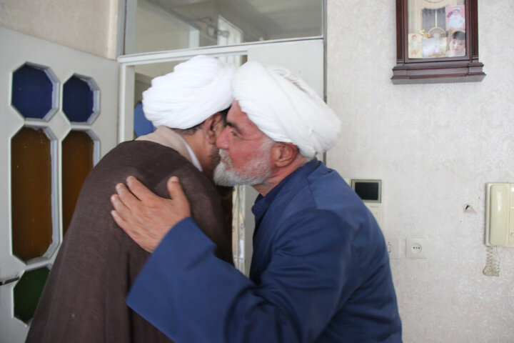 تصاویر / دیدار مدیر حوزه علمیه استان قزوین با دو نفر از روحانیون جانباز دفاع مقدس استان قزوین