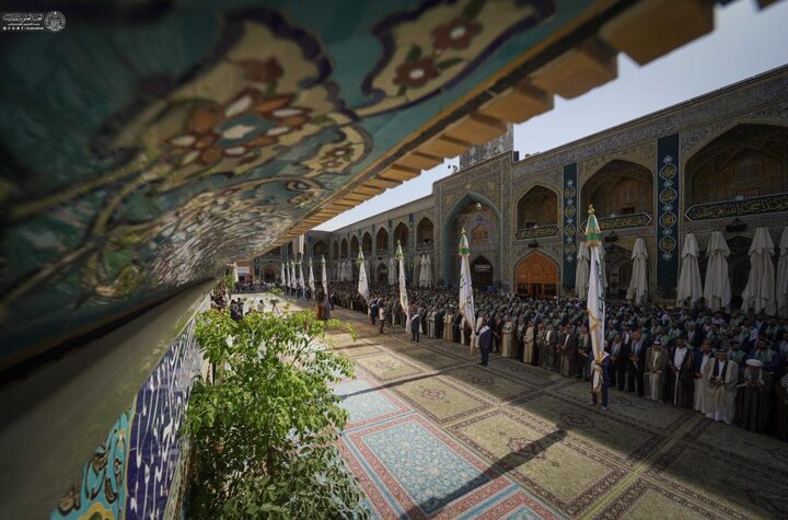 Al Santuario dell’Imam Ali si alza la bandiera di Ghadir: al via le celebrazioni dell’Eid Allah al-Akbar