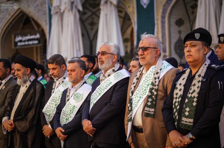 Al Santuario dell’Imam Ali si alza la bandiera di Ghadir: al via le celebrazioni dell’Eid Allah al-Akbar