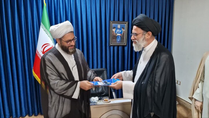 تصاویر / دیدار مدیرکل تبلیغات اسلامی استان آذربایجان شرقی با امام جمعه شهرستان اهر