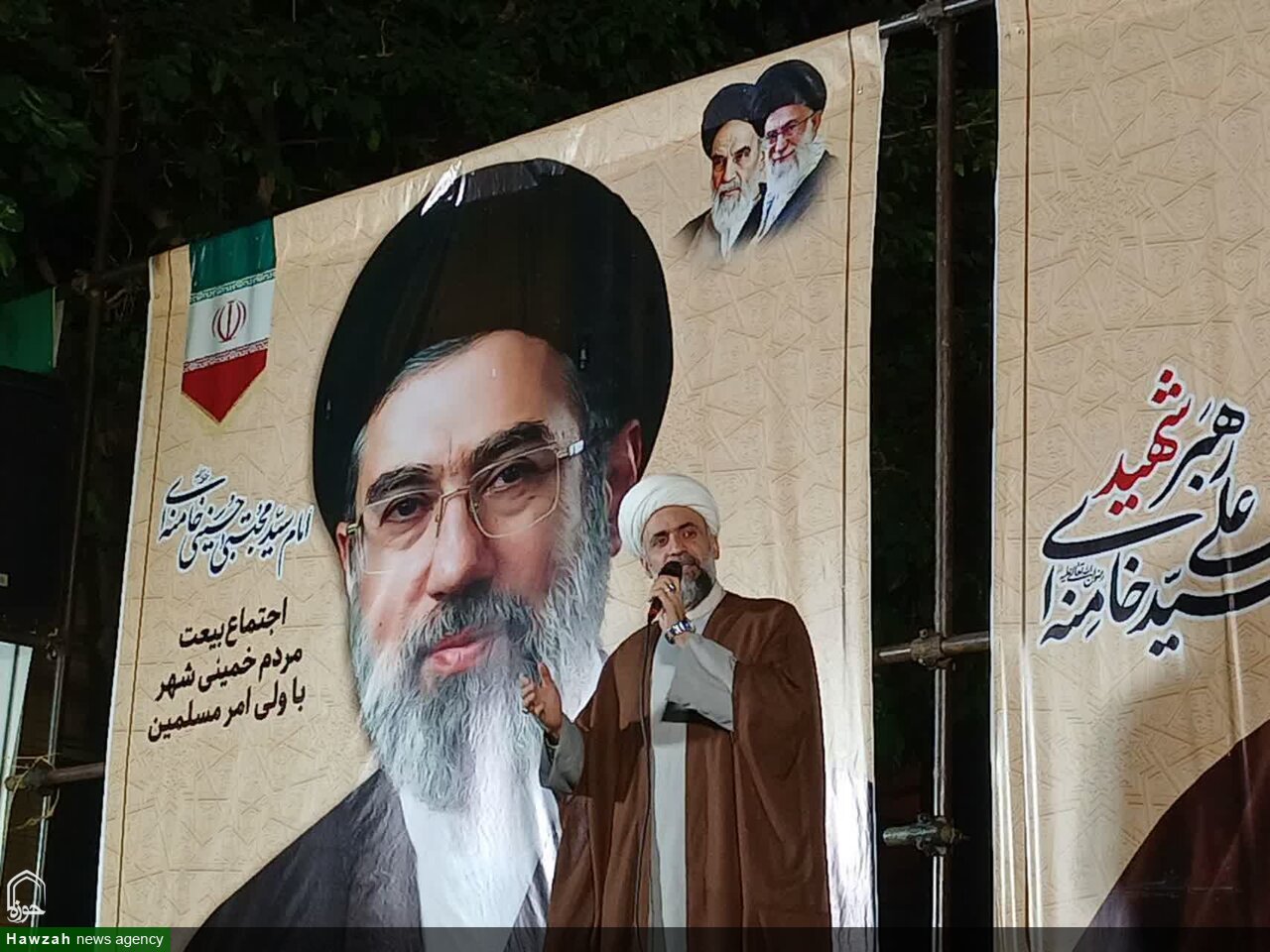 مسئولان باید اتاق جنگ اقتصادی تشکیل دهند
