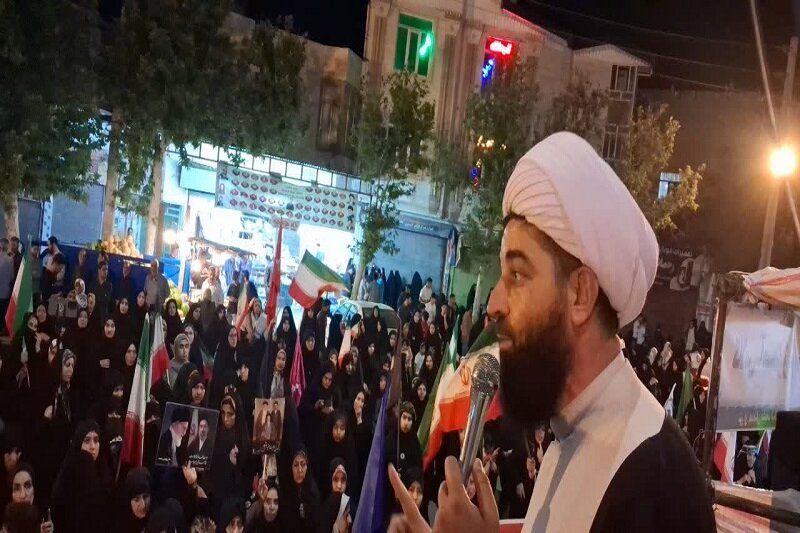 حضور در میدان، مهمترین مولفه برای شکست دشمن