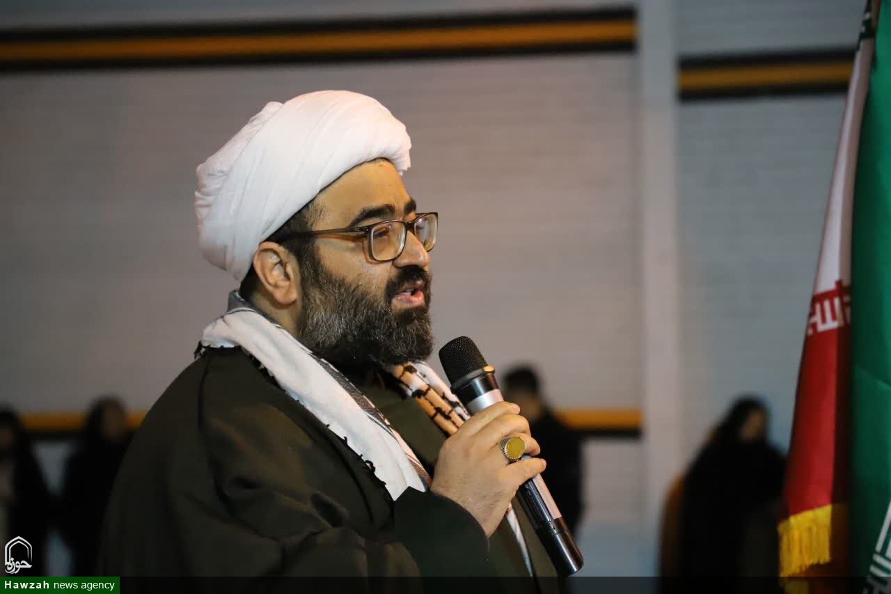 بازگشت به مکتب امام خامنه‌ای؛ تنها راه برون‌رفت از بی‌تدبیری‌هاست
