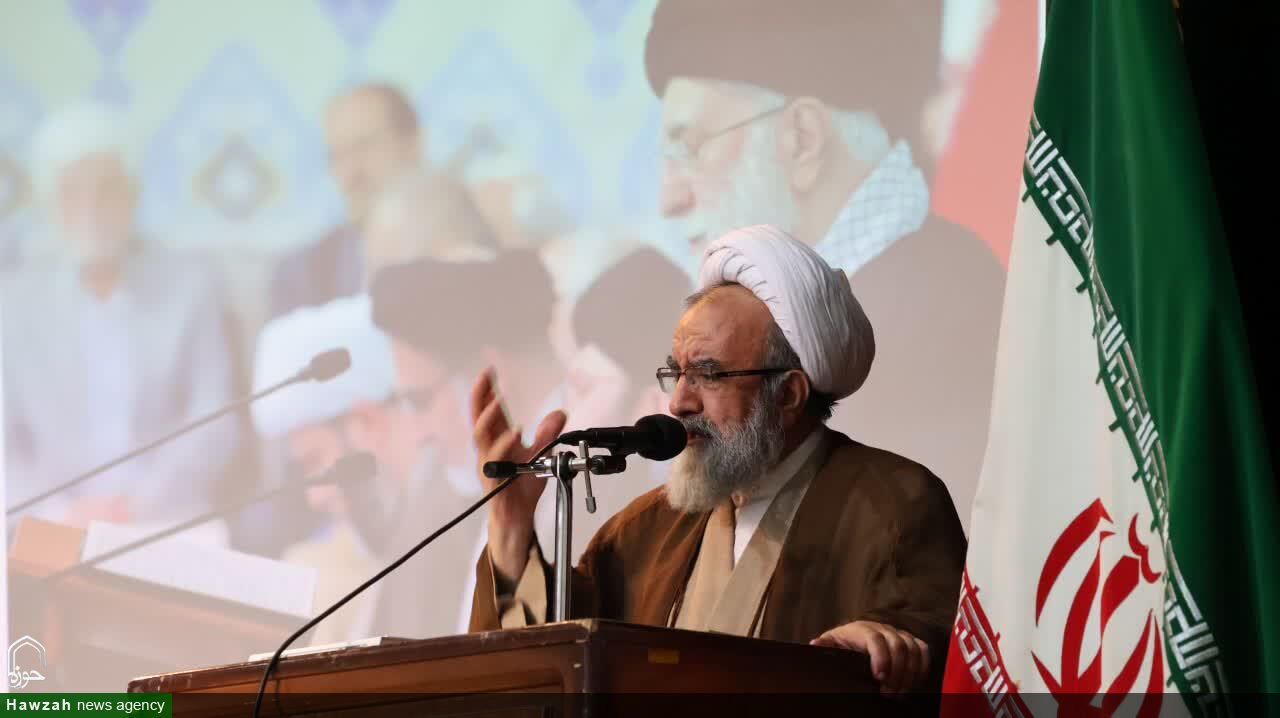 بسیجیان قرآنی در خط مقدم ترویج معارف الهی قرار دارند  
