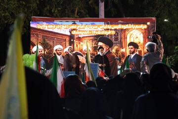 تصاویر/ اجتماع بزرگ لبیک یا خامنه ای شهرستان اندیمشک