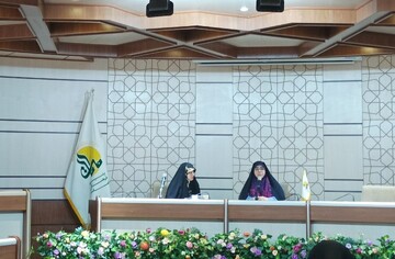 نشست شعر مدح امیر بانوان برگزار شد