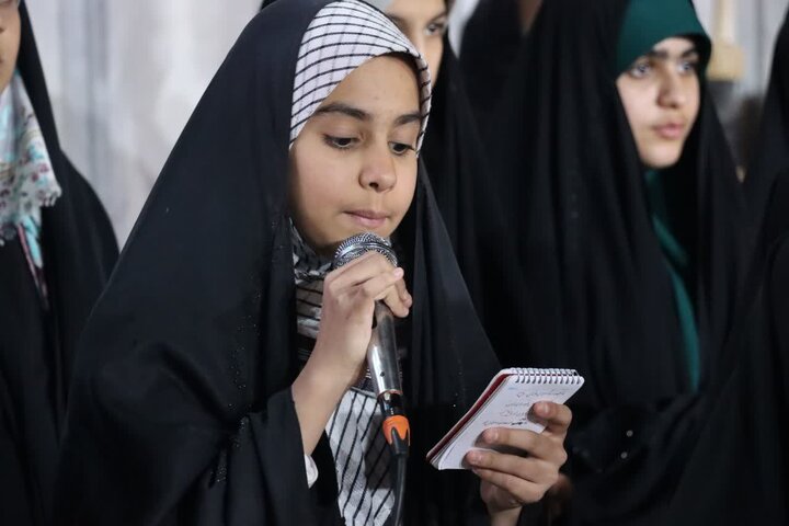 تصاویر/ حضور پرشور کودکان، نوجوانان و مردان و زنان انقلابی و ولایی شهرستان اشکذر در هشتاد و ششمین شب از حماسه حضور