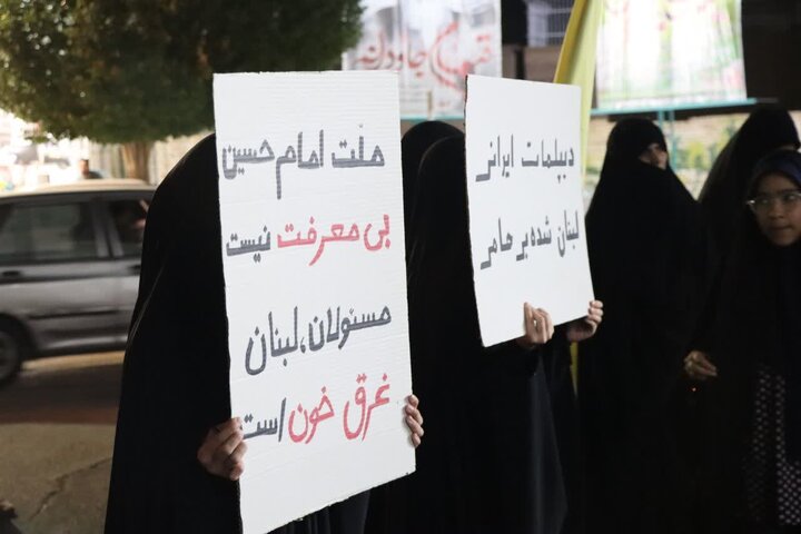 تصاویر/ حضور پرشور کودکان، نوجوانان و مردان و زنان انقلابی و ولایی شهرستان اشکذر در هشتاد و ششمین شب از حماسه حضور