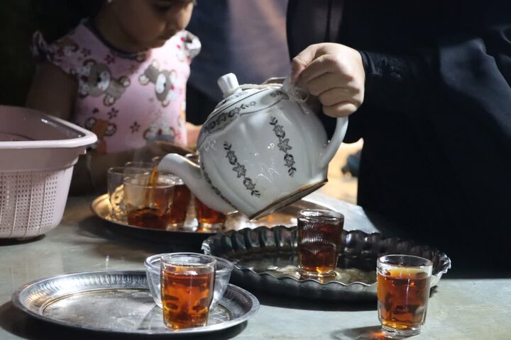 تصاویر/ حضور پرشور کودکان، نوجوانان و مردان و زنان انقلابی و ولایی شهرستان اشکذر در هشتاد و ششمین شب از حماسه حضور