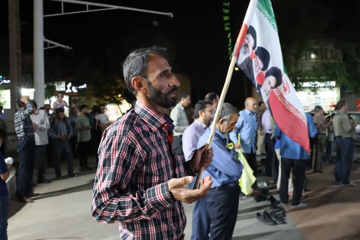 تصاویر/ حضور پرشور کودکان، نوجوانان و مردان و زنان انقلابی و ولایی شهرستان اشکذر در هشتاد و ششمین شب از حماسه حضور
