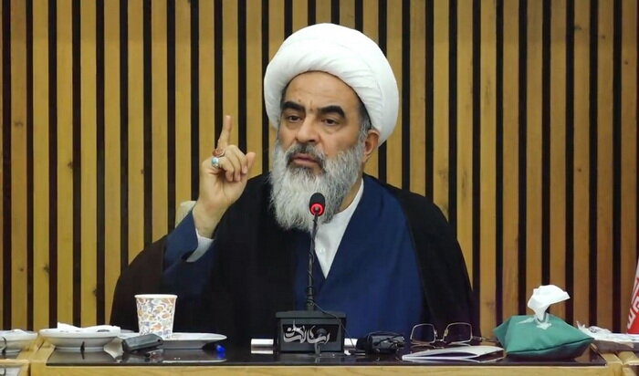 جبهه مخالف امام حسین بی دین و دنیاطلب بودند نه دیندار