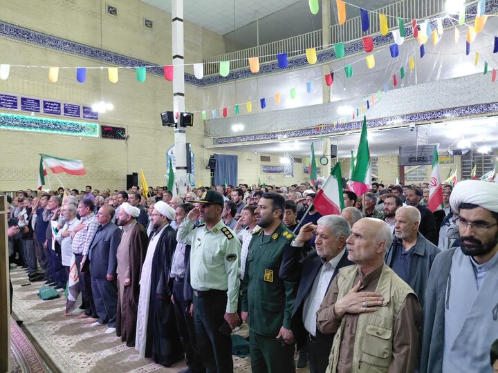 تصاویر / برگزاری مراسم جشن عید غدیر در مسجد جامع قروه درگزین