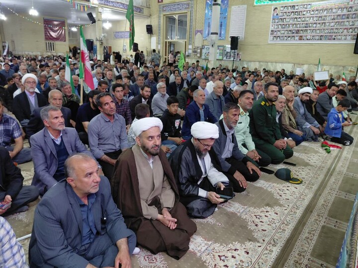 تصاویر / برگزاری مراسم جشن عید غدیر در مسجد جامع قروه درگزین