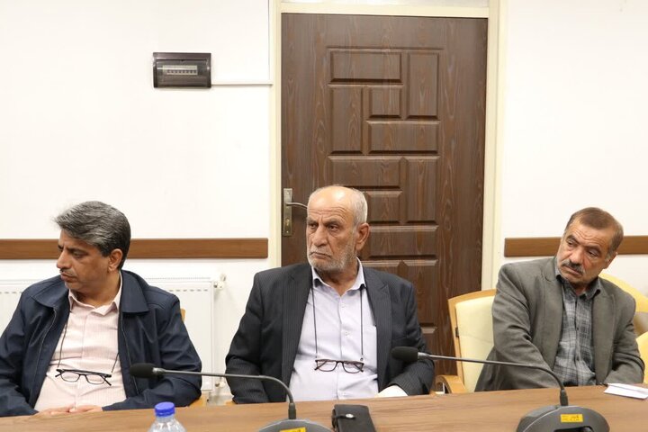تصاویر / جلسه زکات شهرستان آبیک برگزار شد