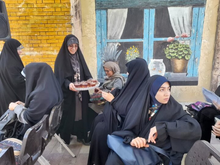 تصاویر/ استمرار حضور و فعالیت جهادی خواهران مبلغه در موکب فتح خیبر مدرسه علمیه حضرت رسول اکرم (ص) شهرستان تکاب