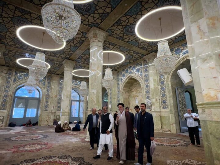 تشرف سفیر جدید پاکستان در ایران به زیارت حرم حضرت معصومه (س)