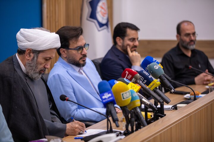 تصاویر/  نشست خبری پاسداشت دستاوردهای جهانی برنامه قرآنی محفل