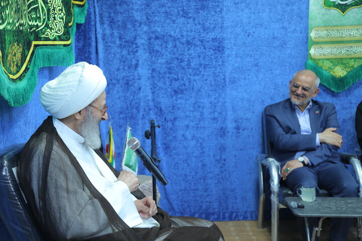 تصاویر / دیدار رئیس دفتر رئیس‌جمهور با آیت‌الله‌ فقیهی