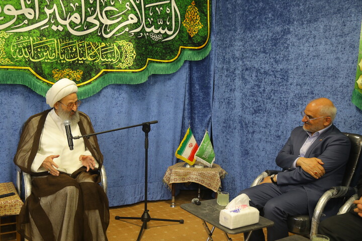 تصاویر / دیدار رئیس دفتر رئیس‌جمهور با آیت‌الله‌ فقیهی