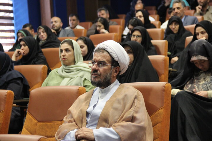 تصاویر / مراسم اختتامیه جشنواره نماز در قزوین