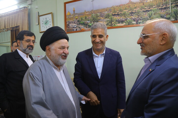 تصاویر / دیدار رئیس دفتر رئیس‌جمهور با نماینده آیت الله العظمی سیستانی در ایران