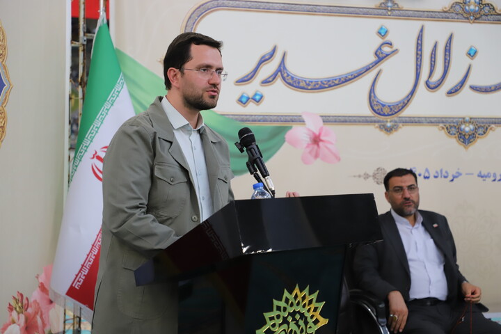 تصاویر/ دیدار نماینده ولی فقیه در آذربایجان غربی با شعرا