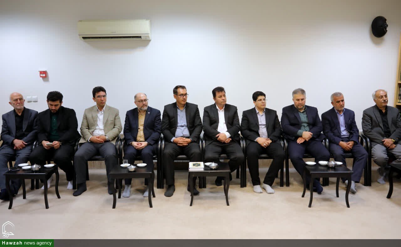 تصاویر / دیدار شورای مرکزی انجمن اسلامی معلمان استان گلستان با نماینده ولی‌فقیه در استان