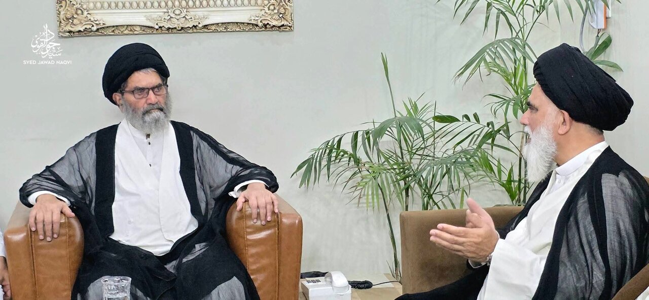 علامہ جواد نقوی کی قائد ملت جعفریہ پاکستان سے ملاقات؛ اہلیہ کے انتقال پر تعزیت پیش کی
