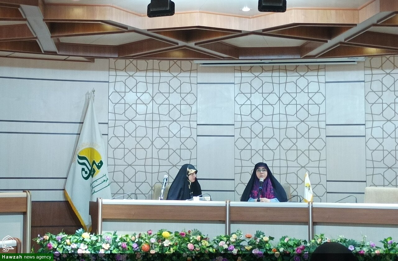 نشست شعر مدح امیر بانوان برگزار شد