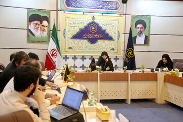 روایت «الگوی سوم» زن ایرانی در نمایشگاه «بانوی پیشرو»؛ از الگوهای قرآنی تا نقش‌آفرینی در حکمرانی+ تصاویر