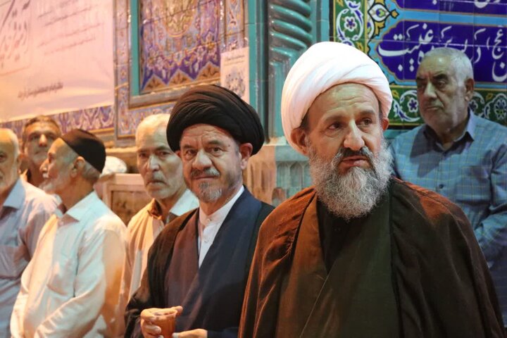 تصاویر/ تداوم حضور شبانه مردم قرچک در سنگر خیابان