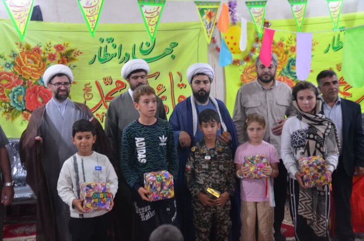 تصاویر/ جشن دهه امامت در روستای صدقیان به همت مدرسه علمیه سلماس