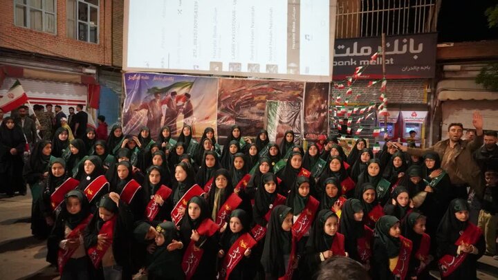 تصاویر/ شب ۹۴ شهرستان چالدران ؛ تجمع در میدان اصلی با شعار مطالبه خون رهبری و بیعت با امامت