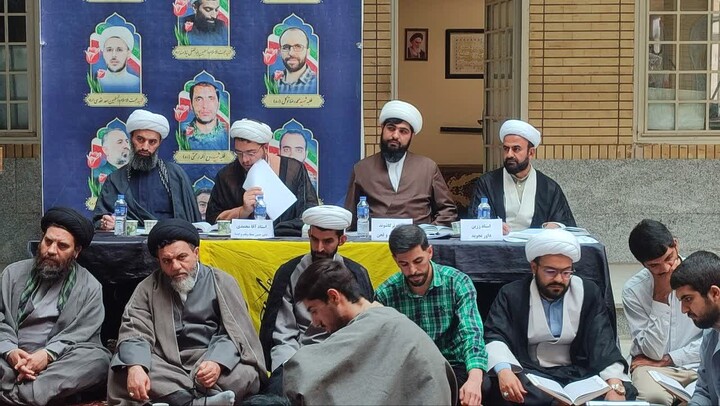 تصاویر / برگزاری جشنواره قرآنی گرامیداشت شهید «حجت الاسلام کمال قاسمی» در مدرسه علمیه رسول اکرم(ص) مریانج