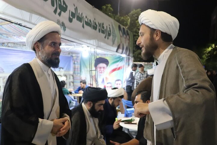 تصاویر/ استمرار فعالیت‌های قرارگاه خدمت رسانی مدرسه علمیه قرآنی قائد شهید امام خامنه‌ای ارومیه