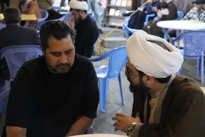 تصاویر/ استمرار فعالیت‌های قرارگاه خدمت رسانی مدرسه علمیه قرآنی قائد شهید امام خامنه‌ای ارومیه