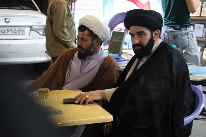 تصاویر/ استمرار فعالیت‌های قرارگاه خدمت رسانی مدرسه علمیه قرآنی قائد شهید امام خامنه‌ای ارومیه