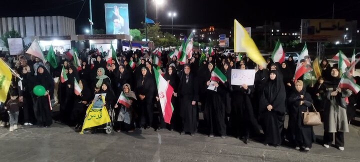 تصاویر/نود و چهارمین شب حضور مردم ولایتمدار مهاجران در بیعت با رهبر معظم انقلاب