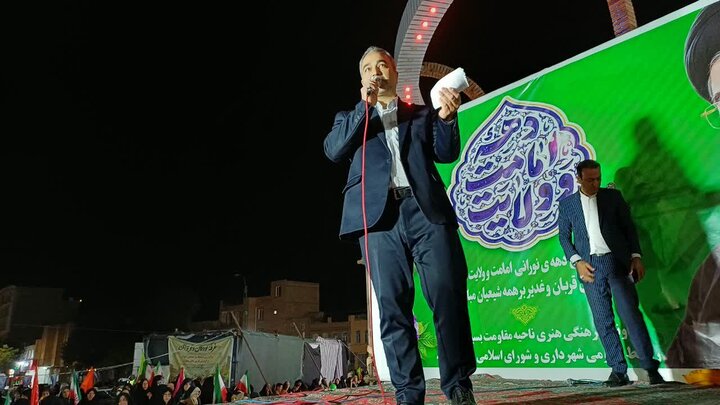 تصاویر/نود و چهارمین شب حضور پرشور مردم زرندیه در میدان