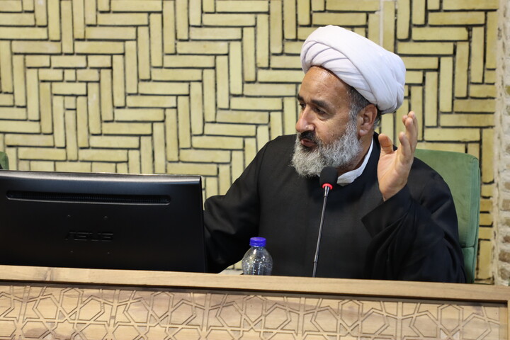 تصاویر / دوره پودمانی تعالی مدیران مدارس علمیه استان قم